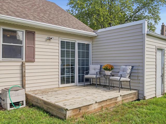 527 Schwartz St