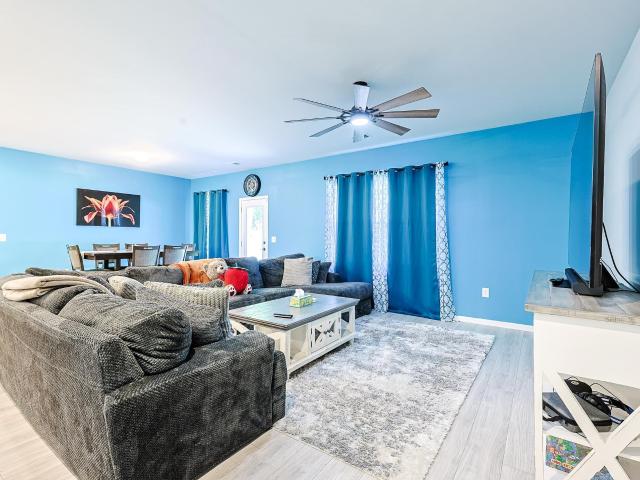 5284 Walnutwood Trail