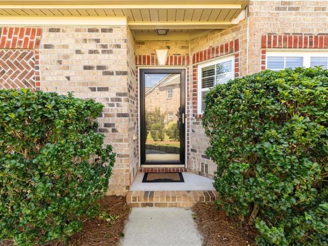5285 Esher Drive