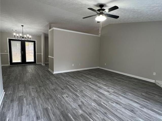 5285 Sugar Crest Drive