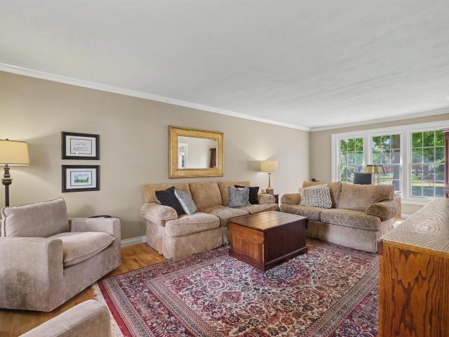 528 Greenwich Lane