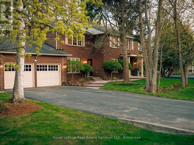 528 Michael Terrace, Oakville Oo Old Oakville, ON, L6J 1V1 Luxury House for sale | Listing ID W13109 | Royal LePage Carriage Trade Luxury Properties