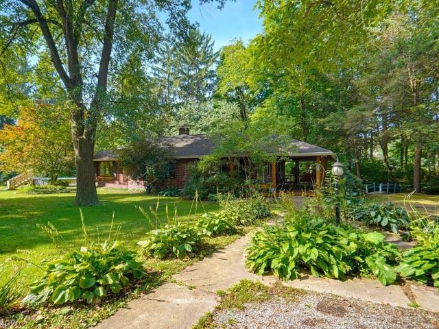 528 Pres Vannes Drive