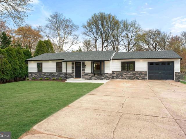 528 W Maple Ave, Langhorne, PA 19047 | MLS #PABU2118