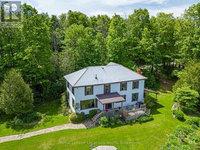 529685 Osprey The Blue Mountains Townline N, Blue Mountains, ON, N0H 2P0 Luxury House for sale | Listing ID X13431 | Royal LePage Carriage Trade Luxury Properties