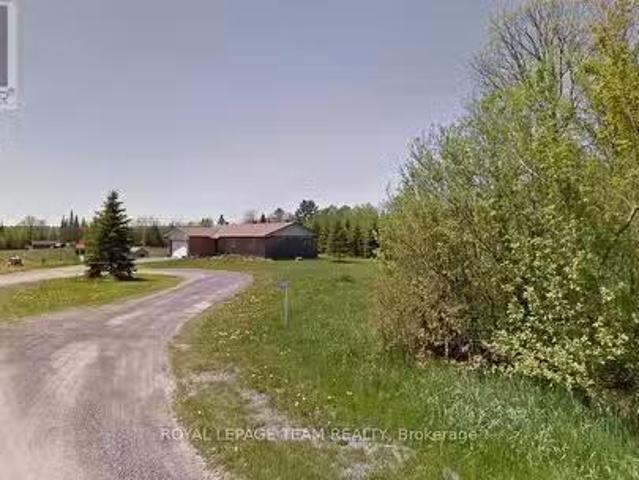 5296 Panmure Road, Mississippi Mills, ON, K0A 2X0 Luxury Hou.