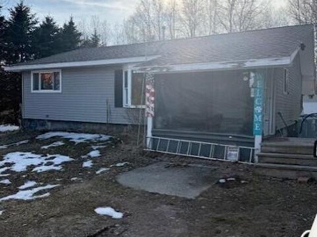 5297 N Hughes Ave, Fountain, MI 49410
