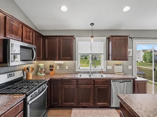 5290 Crestfield Lane