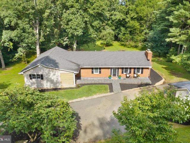 5290 Hillside Drive
