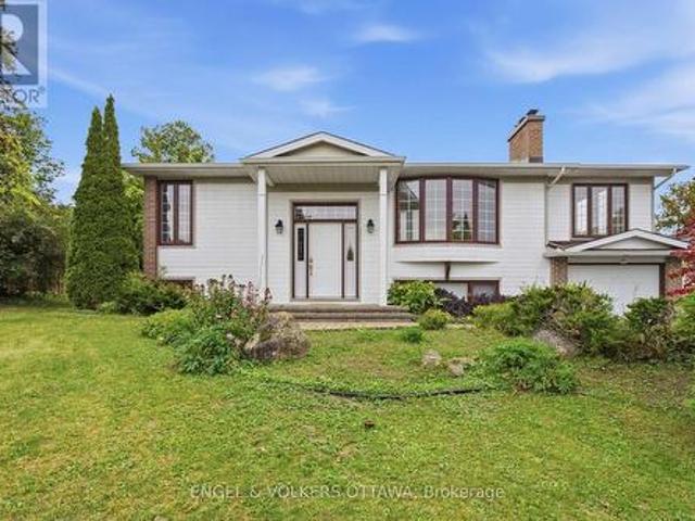 5293 Mclean Crescent, Ottawa, ON, K4M 1G1 house for sale | Listing ID X13848 | Royal LePage