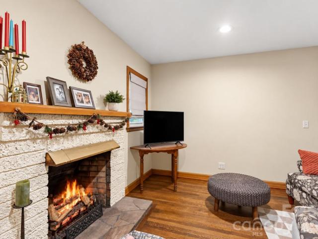 529 Alta Vista Drive