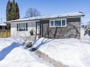 529 Oakland Ave, Winnipeg, MB, R2G 0B6 house for sale Listi.