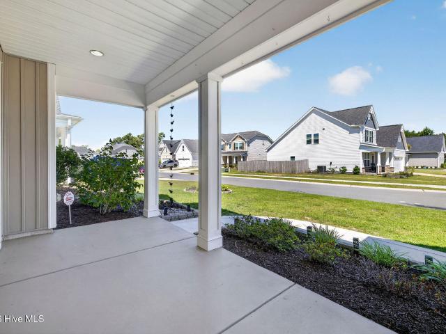 52 Violetear Ridge