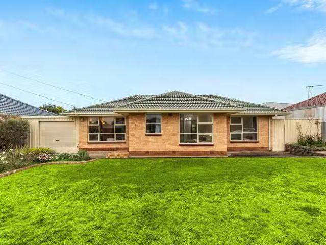 52 Volare Avenue, Para Vista, SA 5093