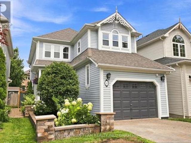 52 Wells Crescent, Whitby, ON, L1M 1C9 house for sale | Listing ID E13667 | Royal LePage