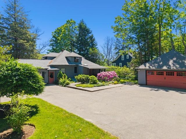 52 Whipple Road
