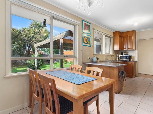 52 Wonganella Drive, Keilor East VIC 3033