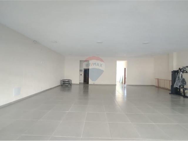 52 Área Útil Apartamento Alugar, 2 Dormitórios localizado em Av.General Marciano Magalhães, 1235, Morin, Petrópolis, Rio de Janeiro, 25.630 025 | Brasil