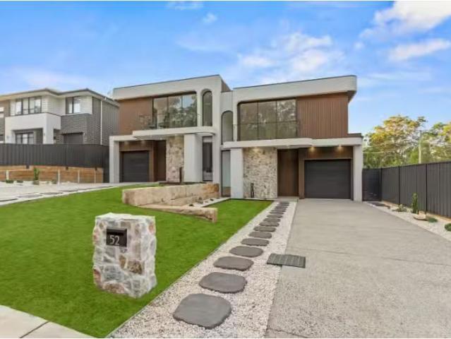 52 Awaba Street, Morisset Townhouse for rent Listed by Zubeen.