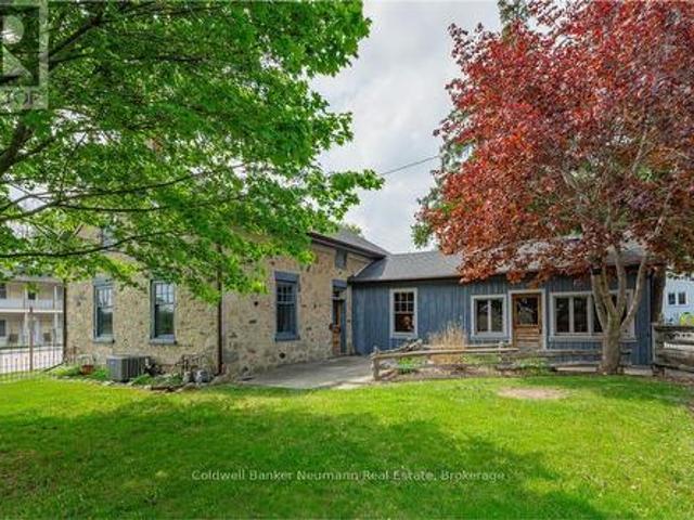52 Brock Road S, Puslinch Aberfoyle, ON, N0B 2J0 house for sale | Listing ID X13512 | Royal LePage