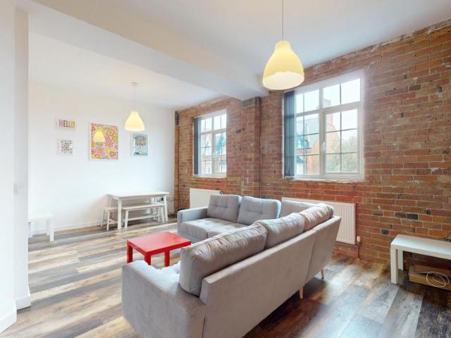 52 Braunstone Gate, Leicester LE3 5 bed house to rent £2,817 pcm £650 pw