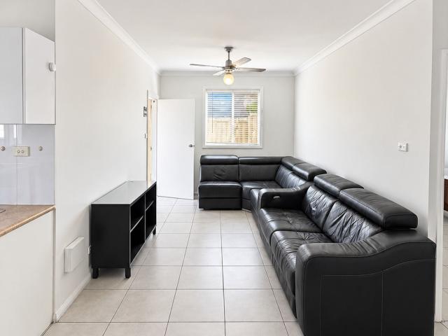 52 Chiswick Road, Auburn