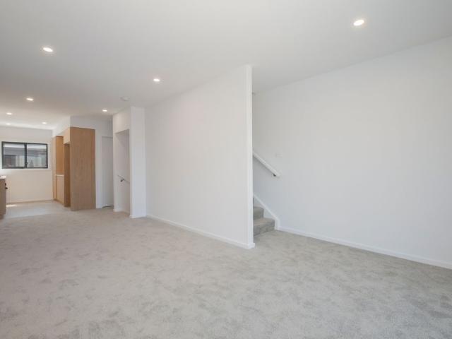 5/2 Corymbia Way