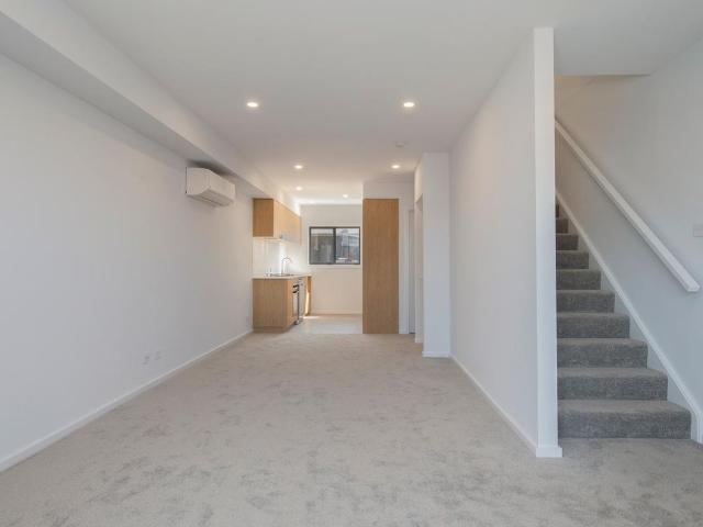 5/2 Corymbia Way