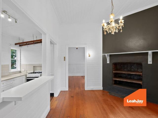 52 Douglas Street, Stockton NSW 2295
