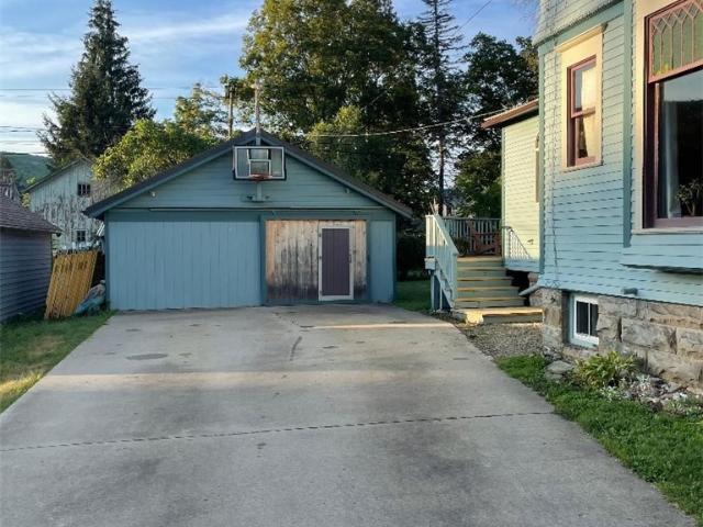 52 E Main Street