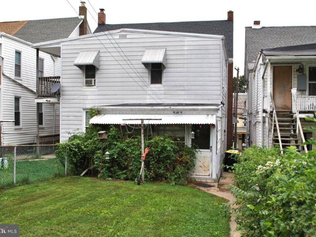 52 E High Street