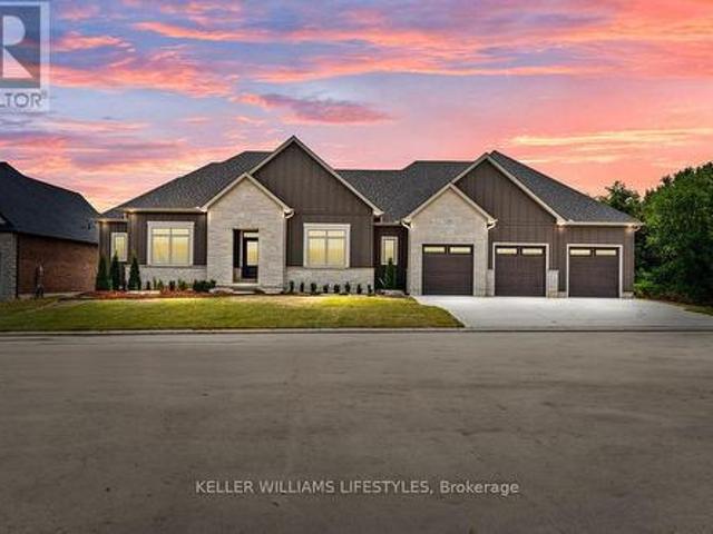 52 East Glen Drive, Lambton Shores Arkona, ON, N0M 1B0 house for sale | Listing ID X12994 | Royal LePage