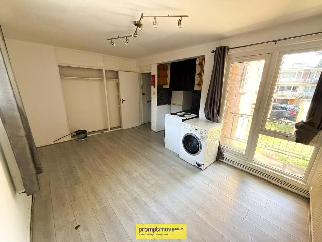 52 Farley Lodge, Ruthin Close Luton LU1, Property to rent, £700 pcm | PrimeLocation
