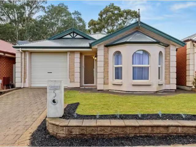 5/2 Glory Ct, Happy Valley House for rent Listed by Kaylee O'.