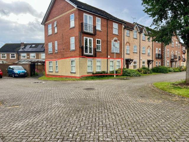 52 Ha Penny Bridge Way, Hull, HU9 1HD 2 bed flat to rent £825 pcm £190 pw