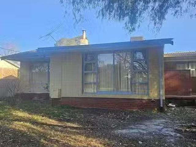 52 Lilian Avenue, Armadale, WA 6112
