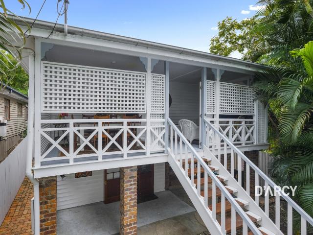52 LIZZIE STBARDON, Australia