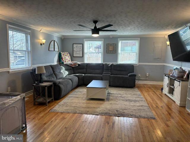 52 Longeron Drive