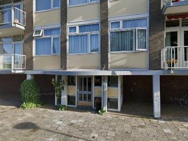 52 m2 apartment for rent in Velsen