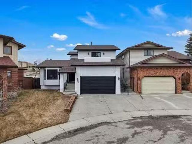 52 Millward Place Ne, Calgary, AB, T2E 7R9 house for sale L.