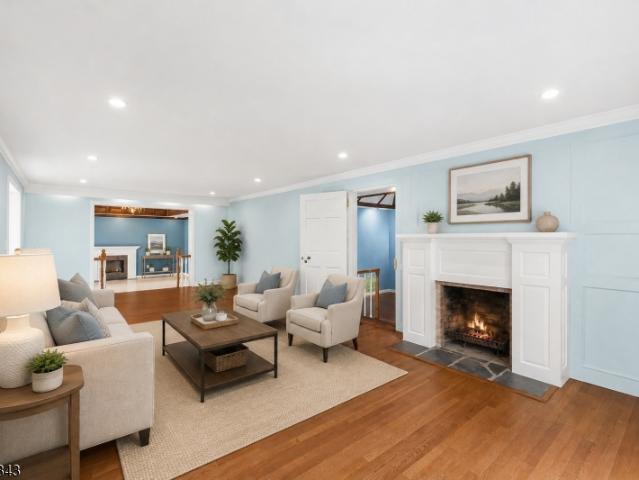 52 Olcott Ave