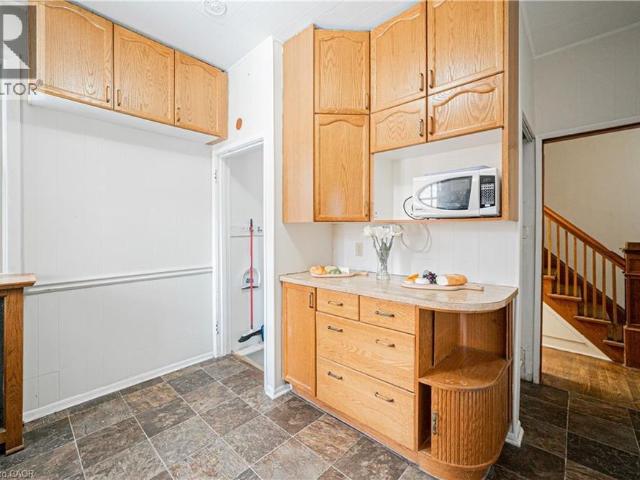 52 PROCTOR Boulevard Unit# Main, Hamilton, Ontario, L8M2M4