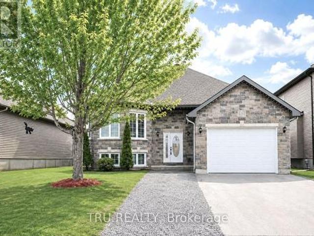 52 South Indian Drive, The Nation, ON, K0A 2M0 house for sale | Listing ID X13462 | Royal LePage
