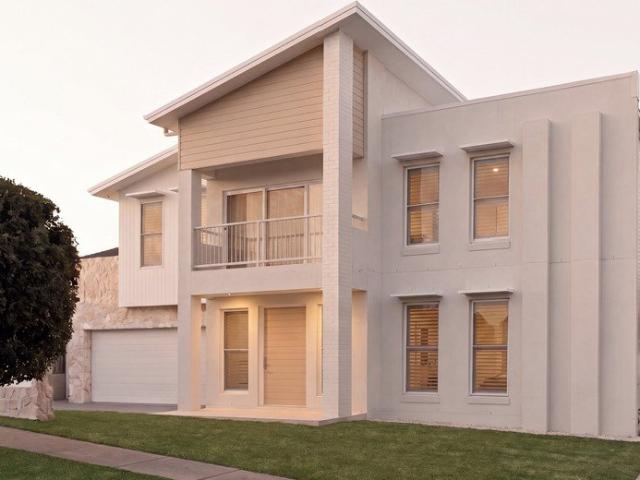 52 Square, Near New Family Haven with Expansive Living Spaces and 3 Master Bedrooms