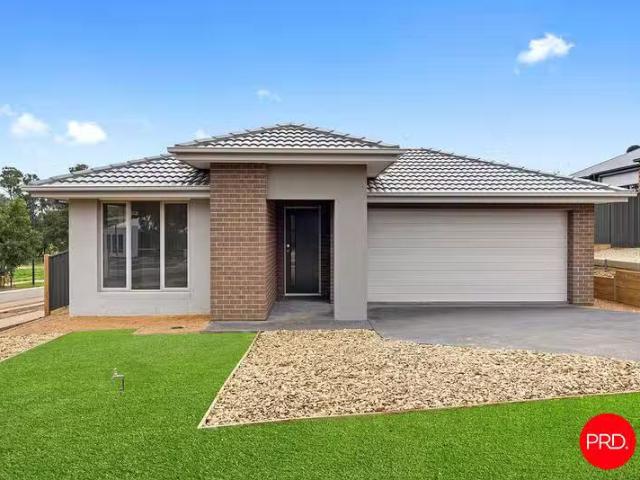 52 Swanson Boulevard, Strathfieldsaye, VIC 3551