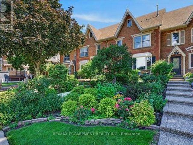 52 Sunvale Place, Hamilton, ON, L8E 4Z7 house for sale | Listing ID X13714 | Royal LePage
