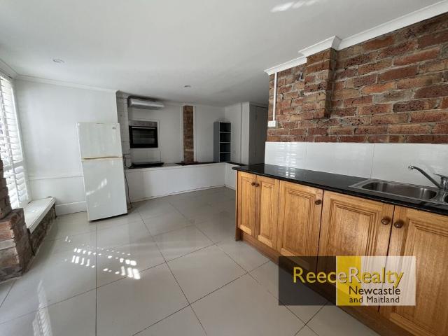 52a Garden Grove Parade, Adamstown Heights