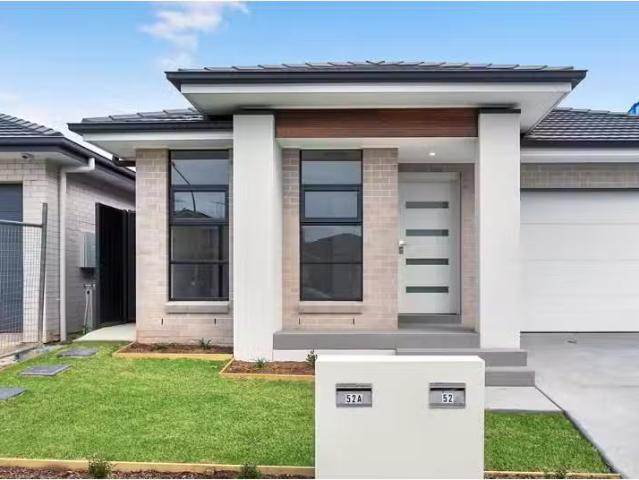 52A Skipton Lane, Prestons House for rent Listed by Amie Grec.