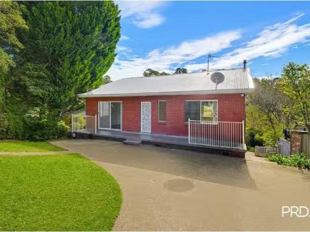 52A Talbot Rd, Hazelbrook House for rent Listed by Gemma Birk.