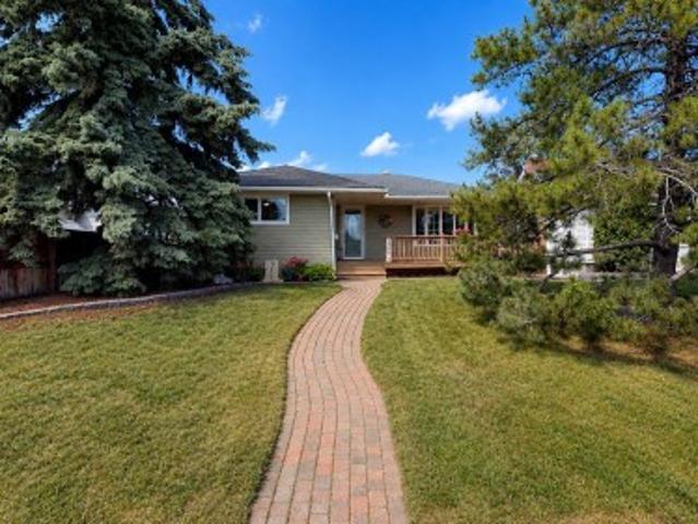 5304 95 Avenue Nw, Edmonton, AB, T6B 1A3 house for sale | Listing ID E4495 | Royal LePage